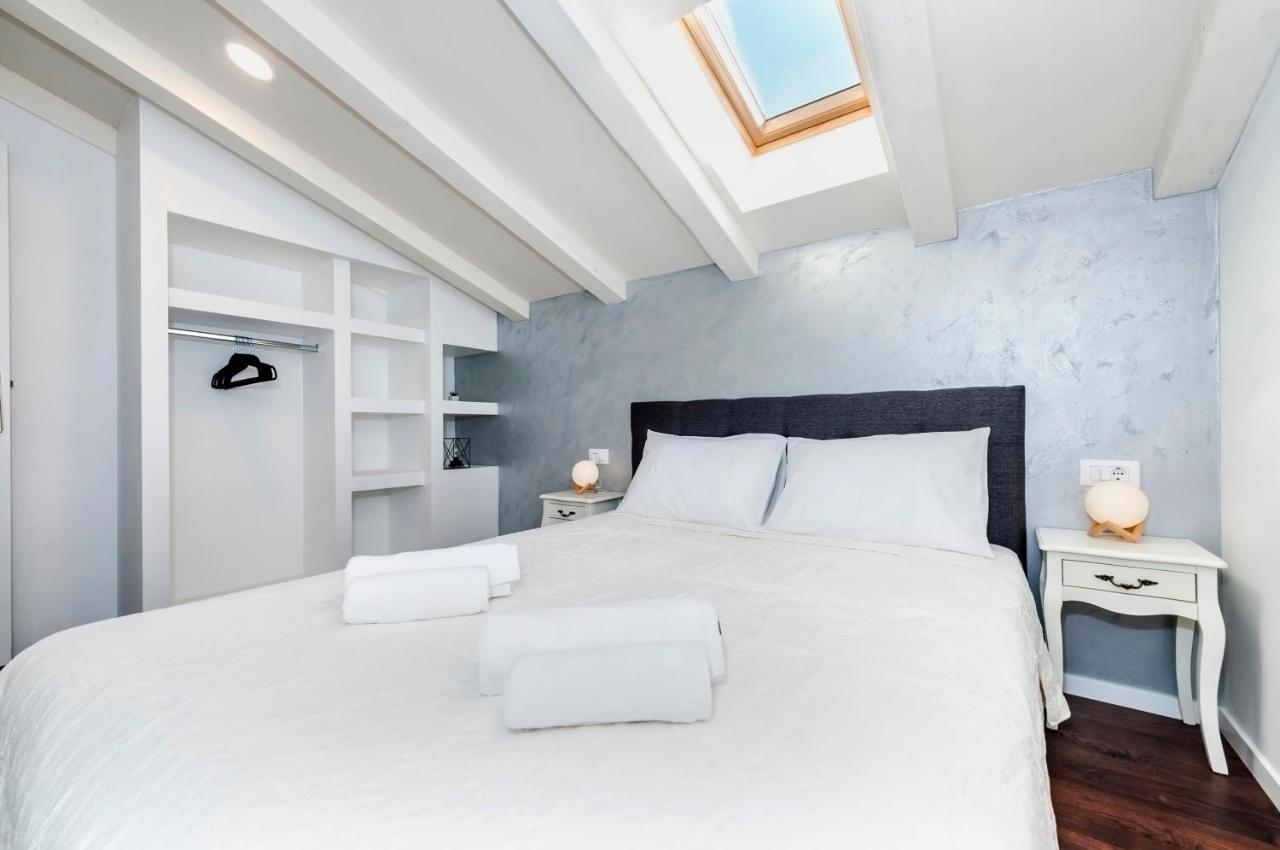 Deluxe Apartments A&A - 2 Ровинь Экстерьер фото
