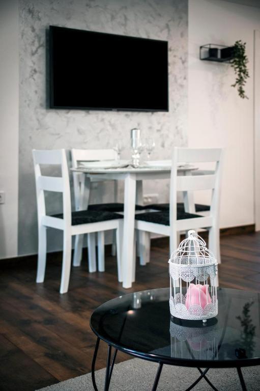 Deluxe Apartments A&A - 2 Ровинь Экстерьер фото