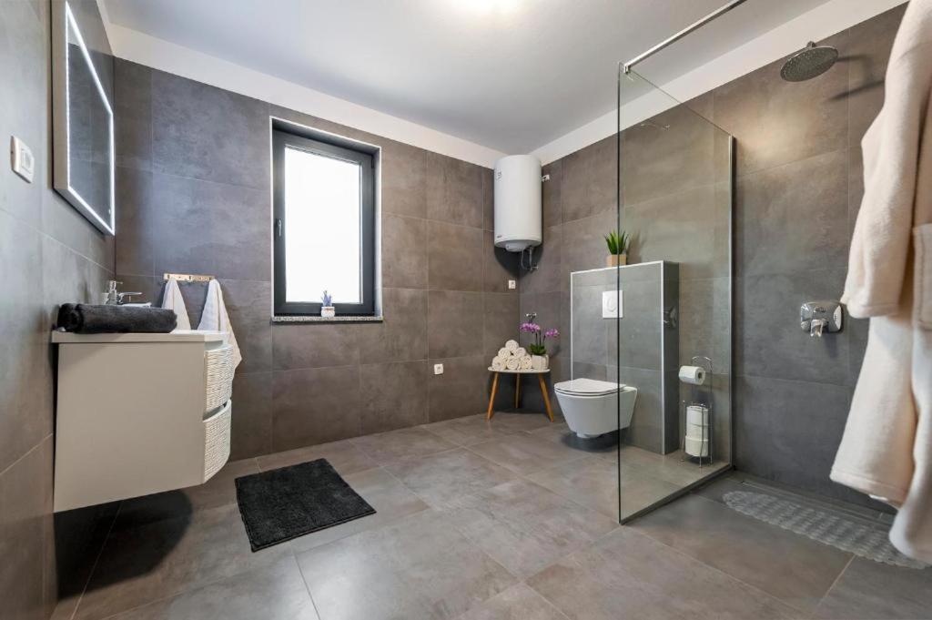 Deluxe Apartments A&A - 2 Ровинь Экстерьер фото