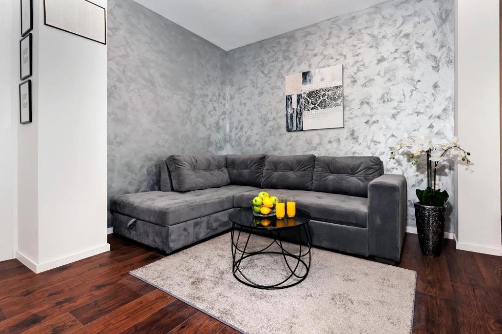 Deluxe Apartments A&A - 2 Ровинь Экстерьер фото